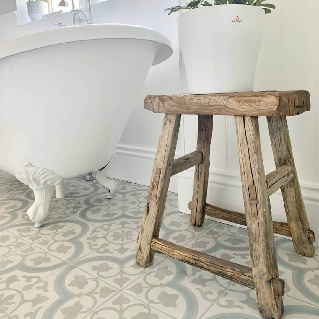 Rustic bath stool