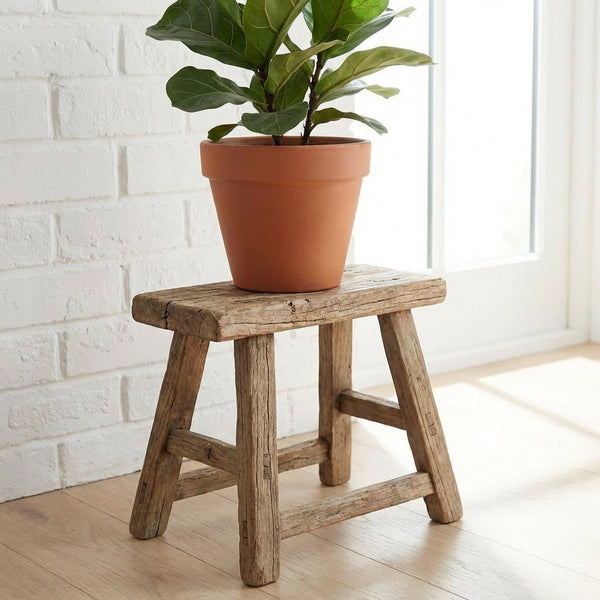 Miniature Rustic Milking Stools (20-30cm)
